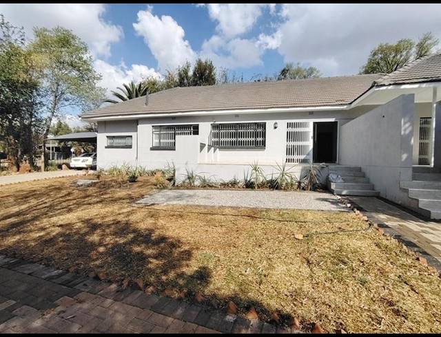 3 BEDROOM PROPERTY TO RENT IN ELDORAIGNE